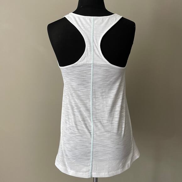 Vineyard Vines performance Tank Top - Picture 2 of 5